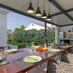 A Touch Of Luxury And Comfort - Villa Irena