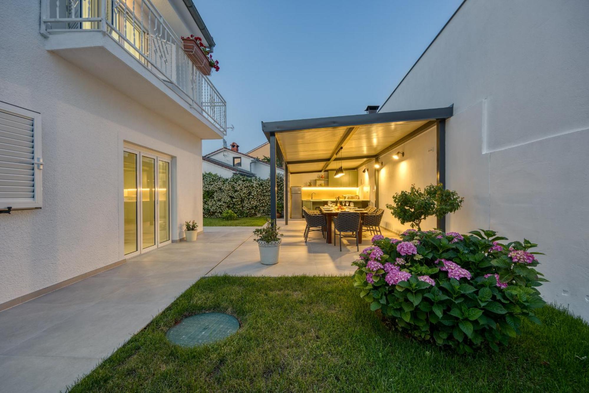 Vila A Touch Of Luxury And Comfort - Irena
